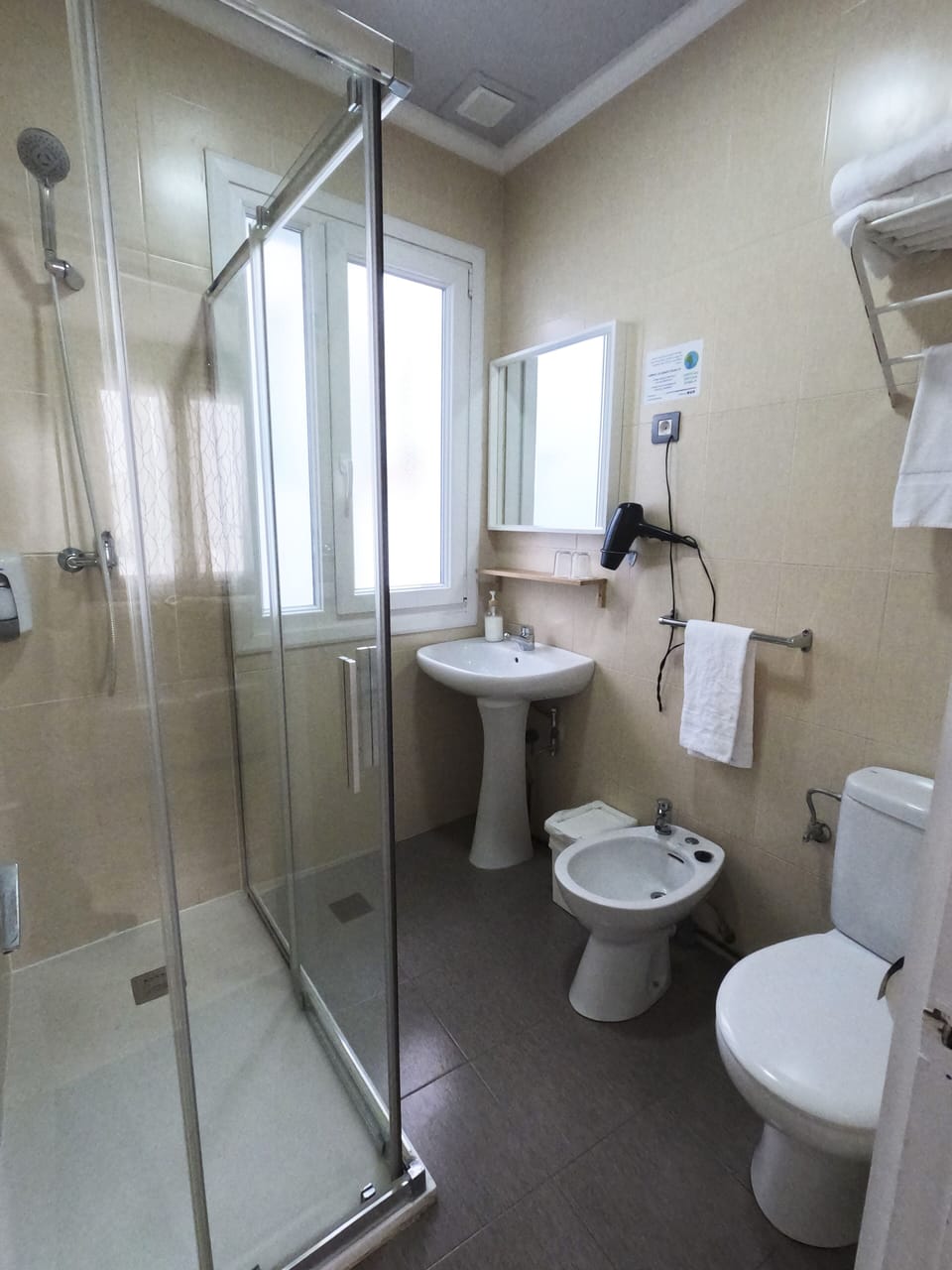 Family Room | Bathroom | Combined shower/tub, deep soaking tub, free toiletries, hair dryer