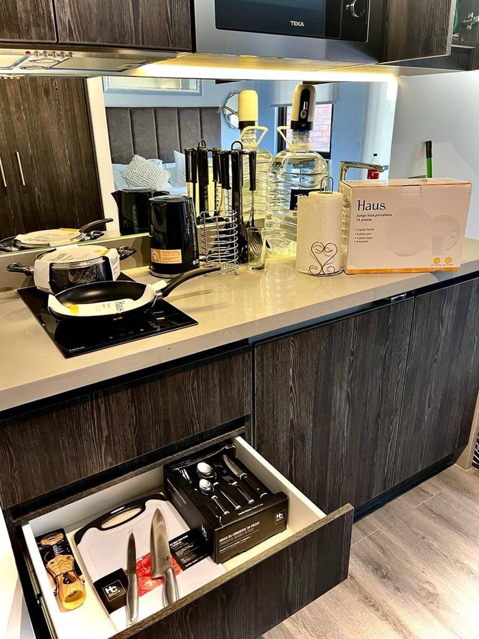 Private kitchen