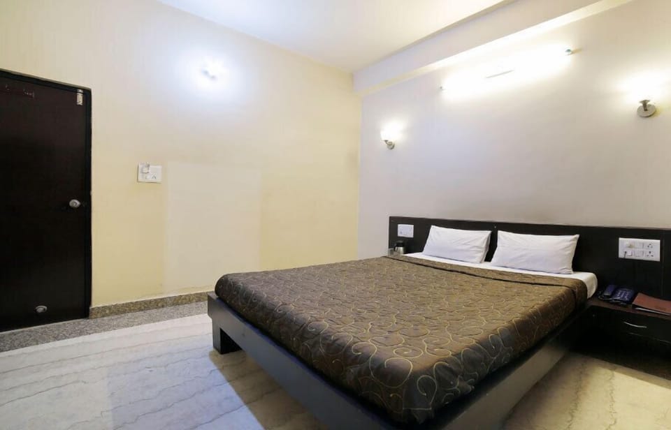 Deluxe Double Room | Free WiFi