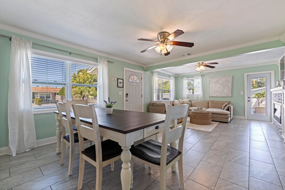 Dining Room | Single-Story House