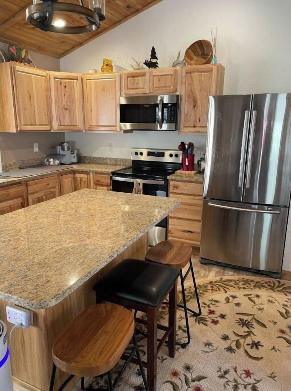 Kitchen with Island