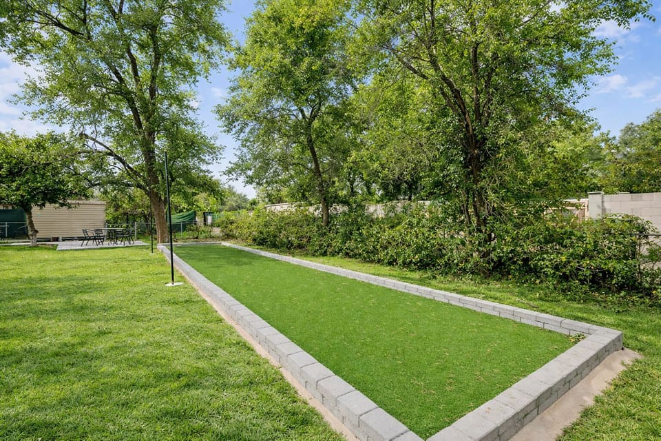 Bocce Ball!