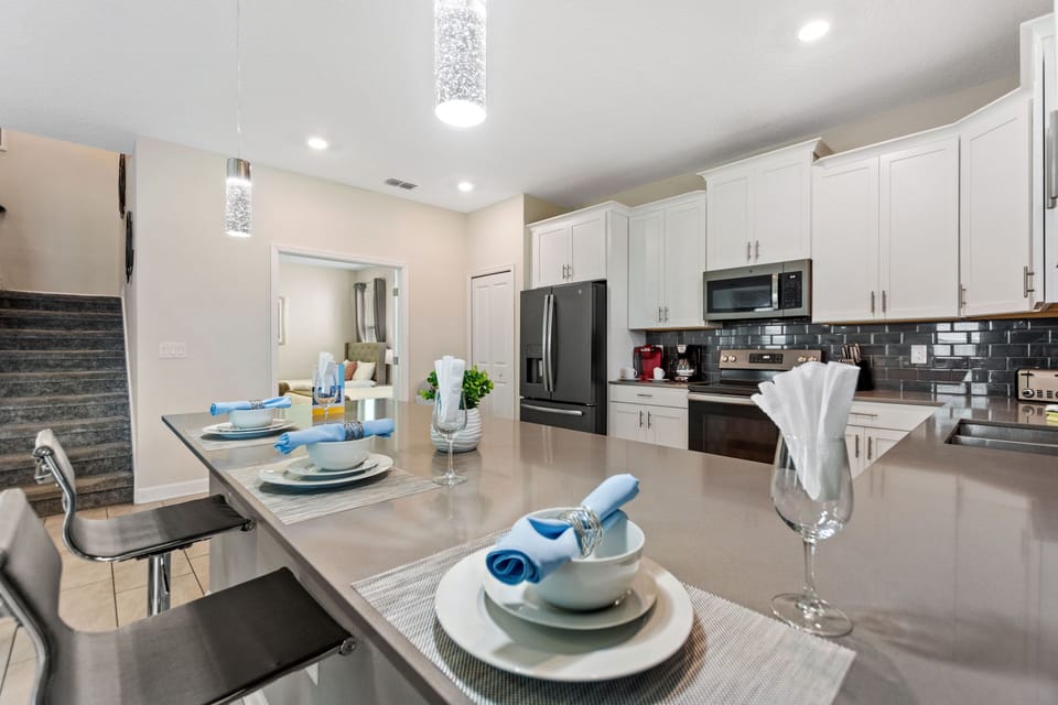 Kitchen counter bar