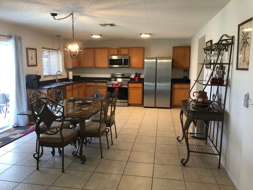 Stainless appliances, coffee station and plenty of space for several cooks!