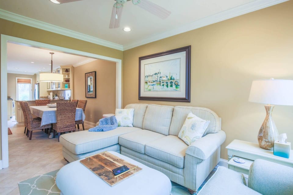 There's an additional seating area on the other side of the dining area.