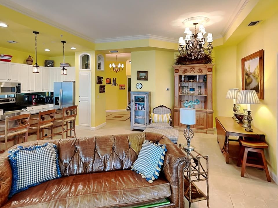 Condo, Multiple Beds, Patio, Pool View (SW0121) | Living area | 40-inch TV with digital channels