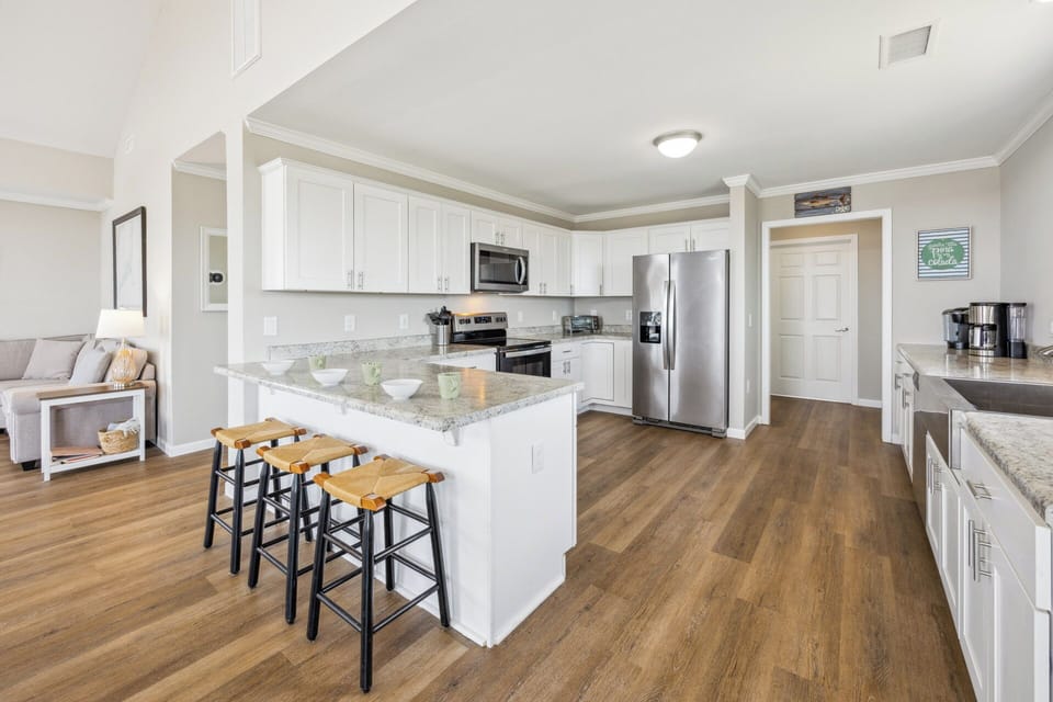 Surf or Sound Realty - 1043 - Sound Garden - Kitchen -1