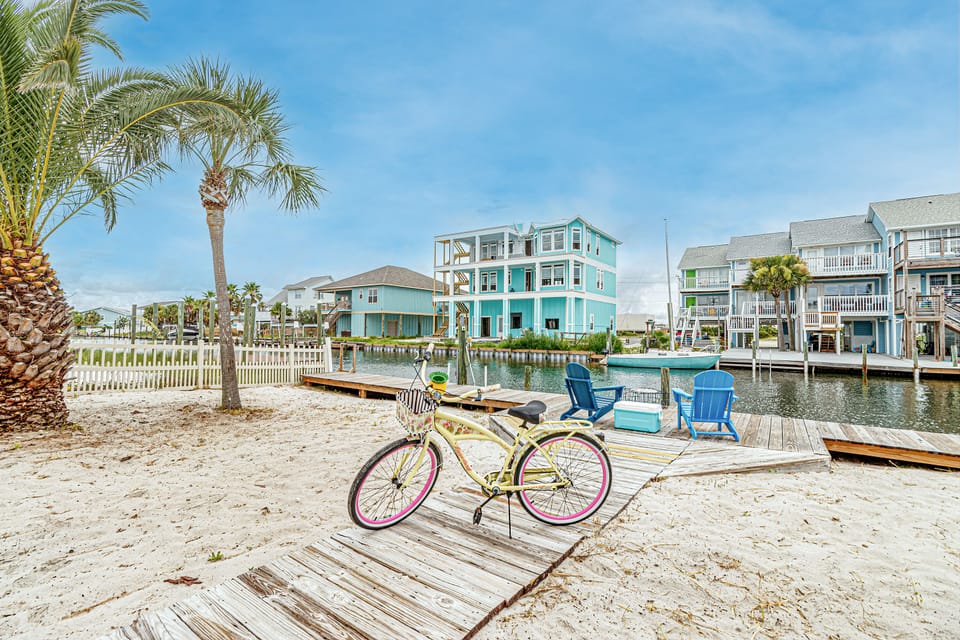 We even have bikes, in case you feel like taking a bike ride by Navarre beach