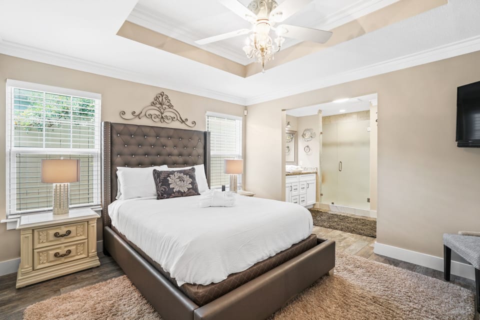 Standard House | 3 bedrooms, individually decorated, iron/ironing board, free WiFi