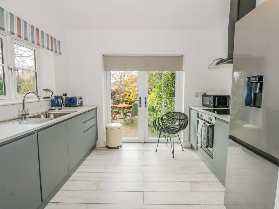 Cottage | Interior
