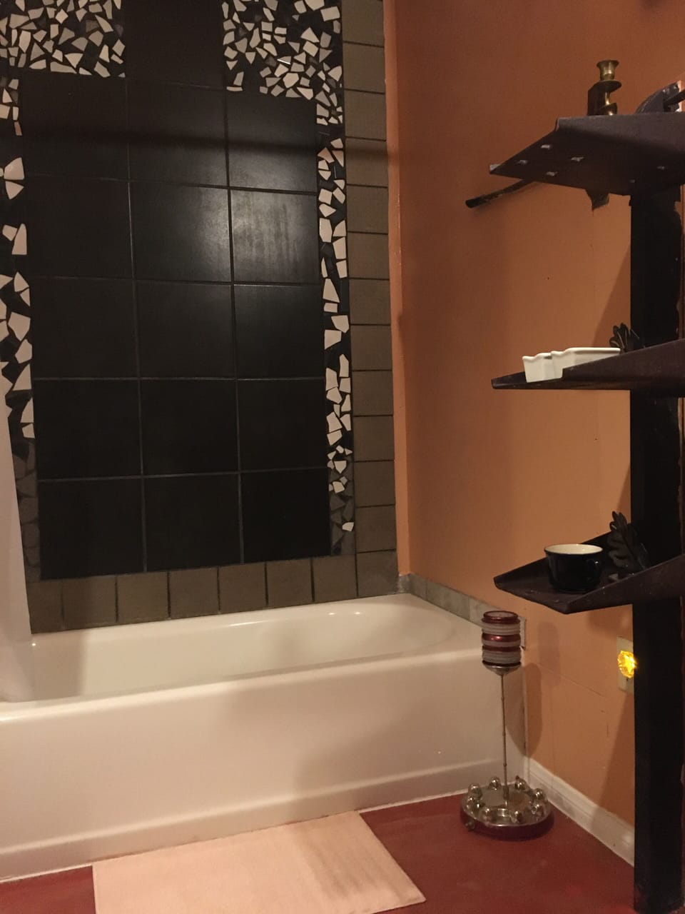 MAGIC MOUNTAIN WAREHOUSE; Bathroom with Tub and Shower