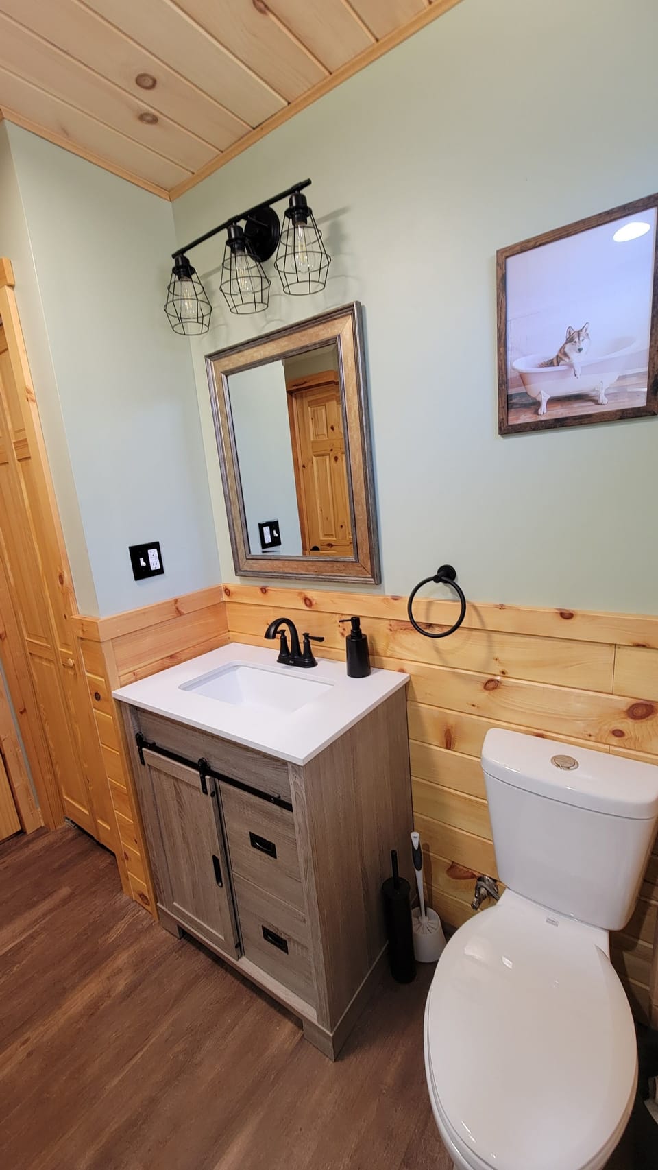 1st floor bathroom