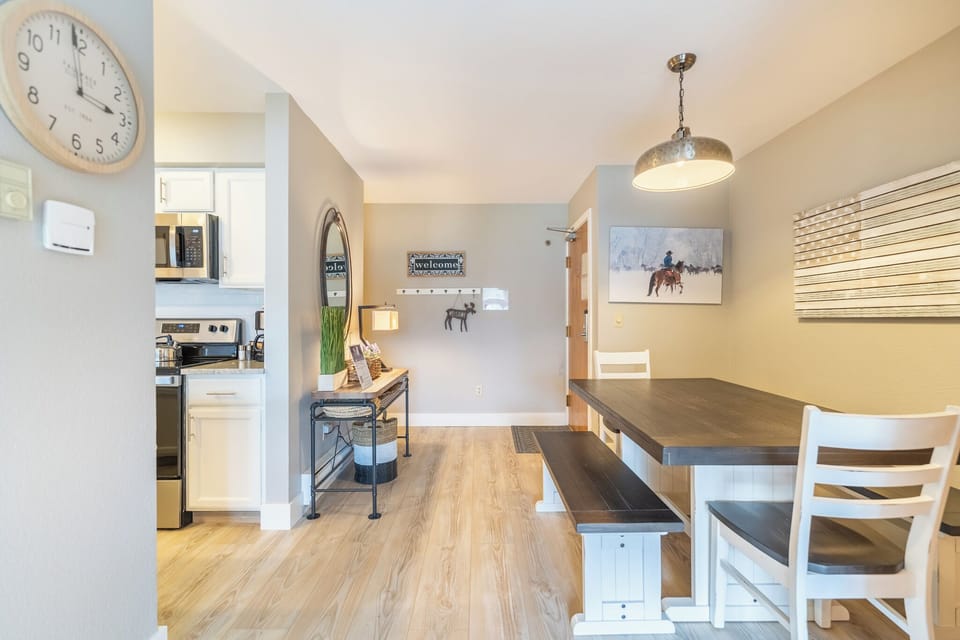 Condo (3 Bedrooms) | Property amenity