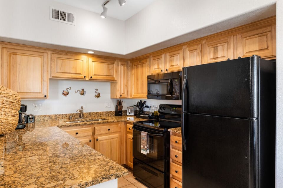 Fully stocked kitchen.