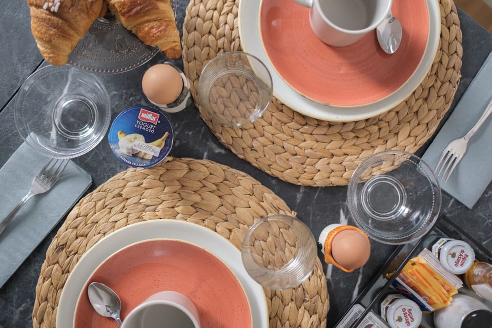 Free daily full breakfast