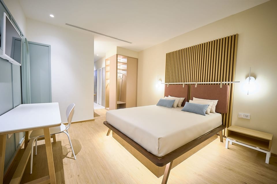 Superior Double Room | Blackout drapes, soundproofing, free WiFi, bed sheets