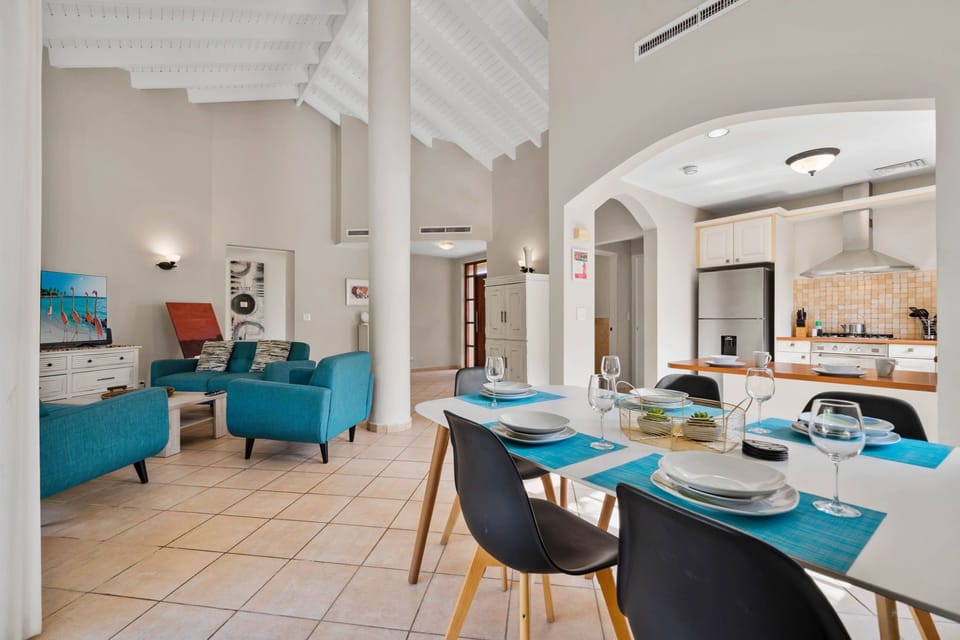 House (3 Bedrooms) | Property amenity