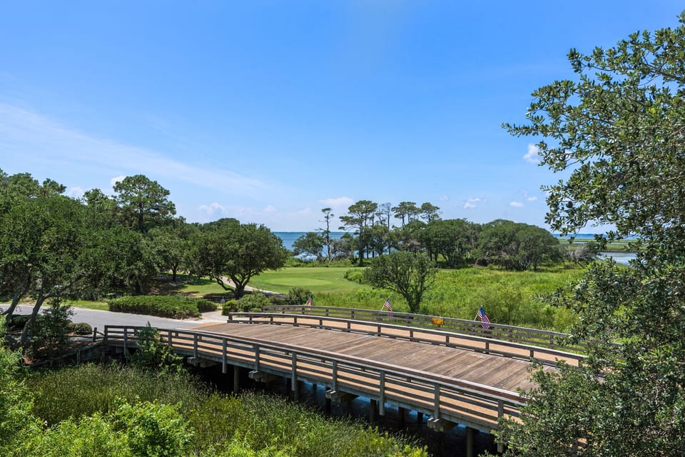 CC104: Afternoon Tee | Top Level Deck View