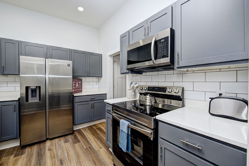 Full Kitchen