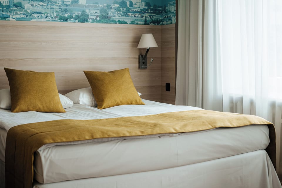Standard Double Room | Hypo-allergenic bedding, desk, laptop workspace, blackout drapes