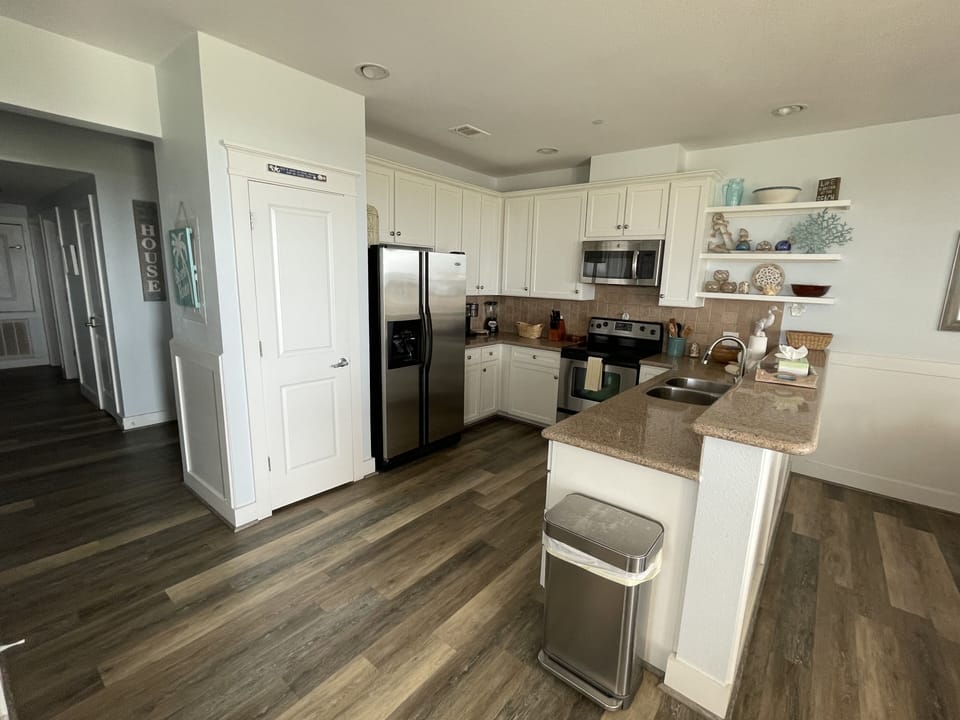 All full size major appliances.