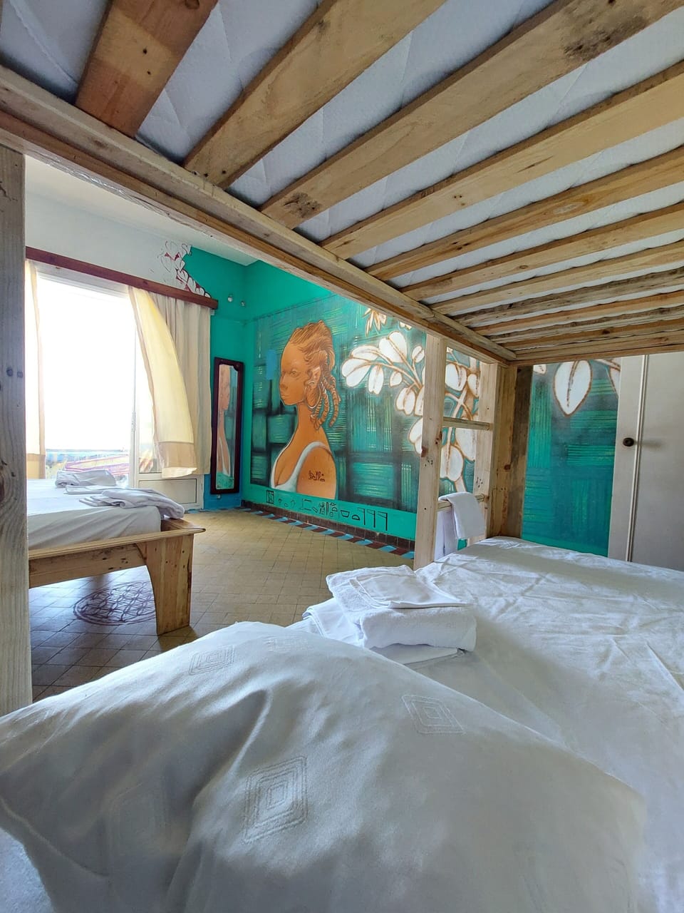 Design Quadruple Room | Hypo-allergenic bedding, soundproofing, iron/ironing board, bed sheets