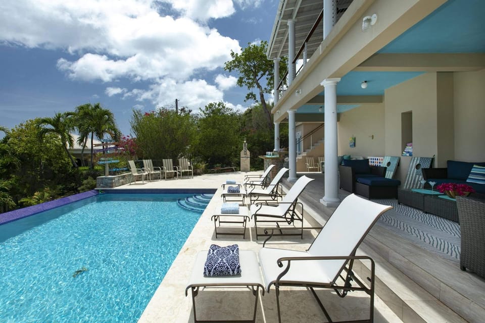 Pool Loungers
