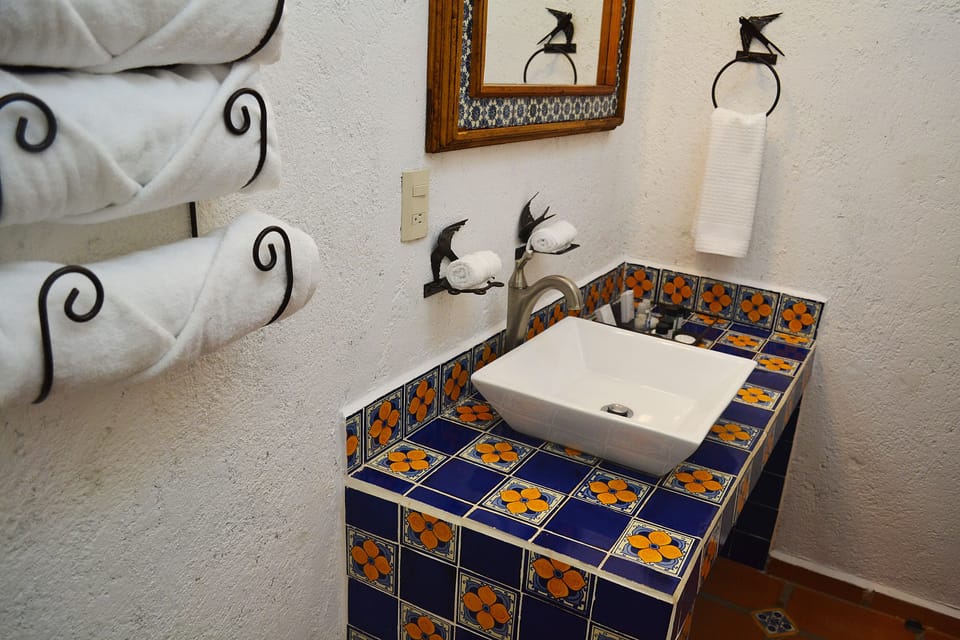 Design Double Room | Bathroom | Shower, towels
