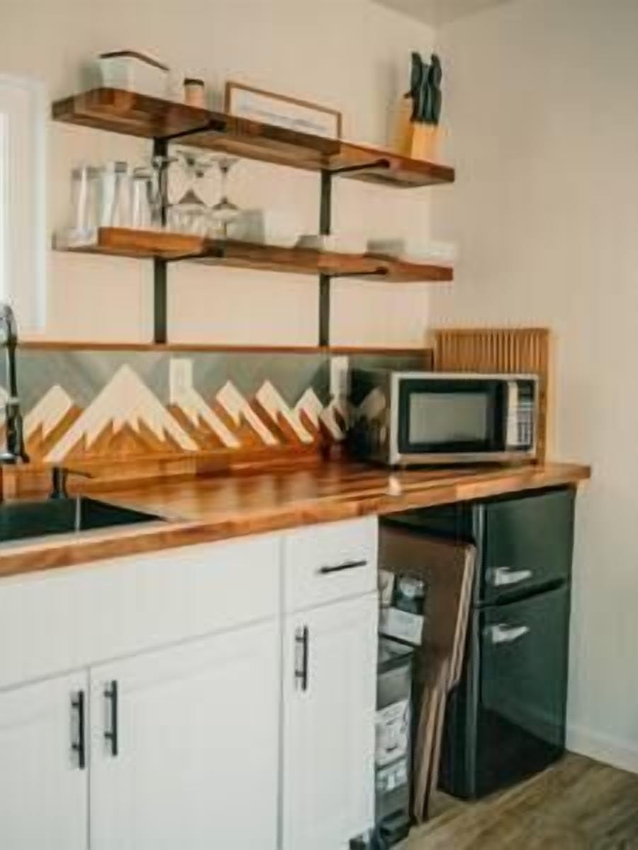 Stylishly decorated modern Cottage with everything you need for an amazing stay