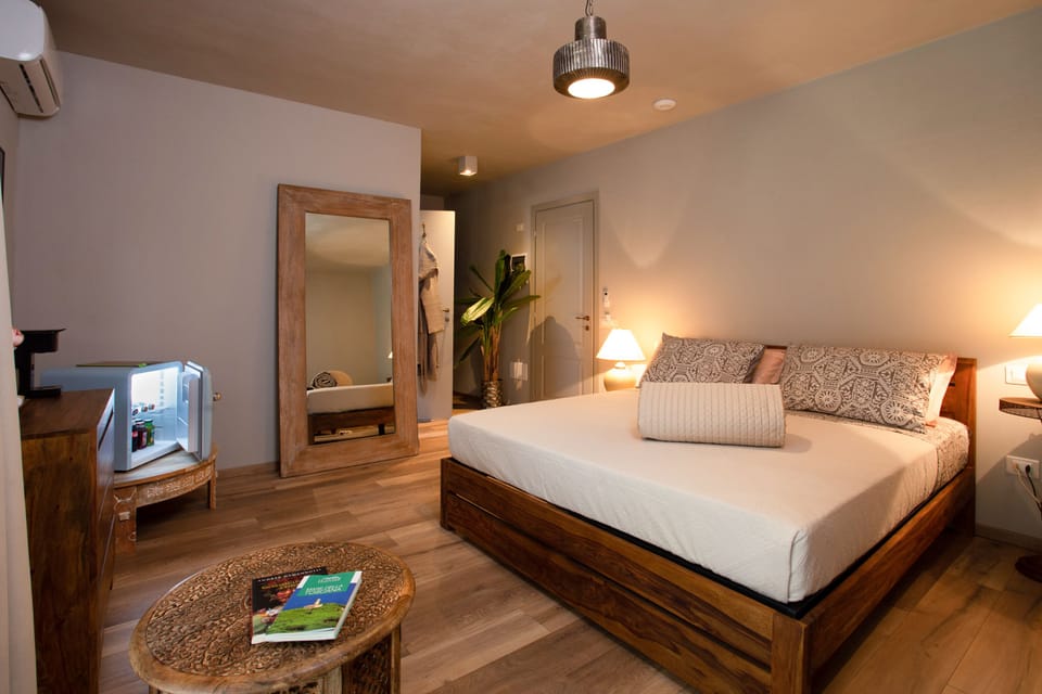 Superior Double Room | Minibar, in-room safe, iron/ironing board, free WiFi