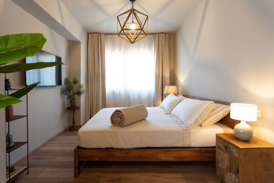 Classic Double Room | Minibar, in-room safe, iron/ironing board (on request), WiFi (free)