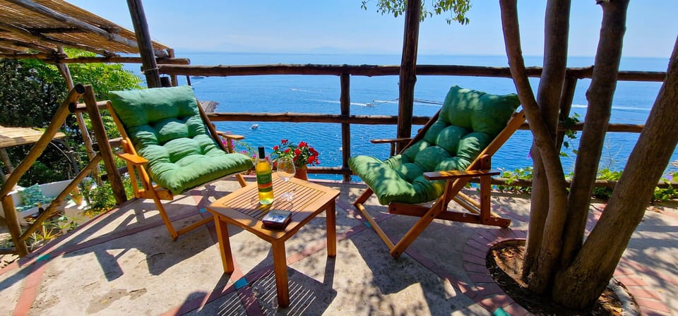 Second Patio (FULLY PRIVATE)