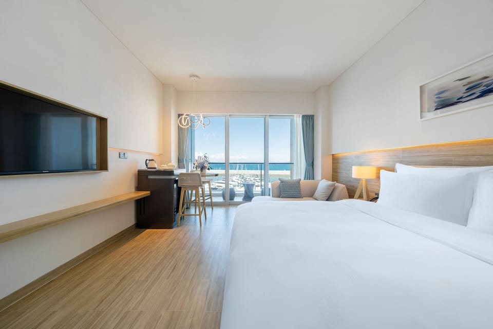 Minibar, in-room safe, desk, blackout drapes
