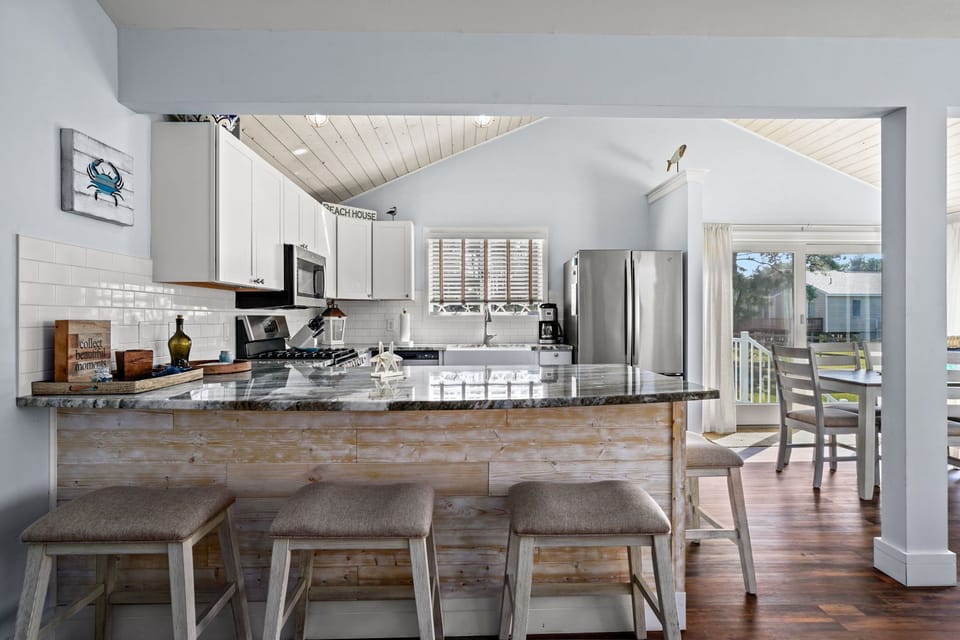 Countertop Dining Area