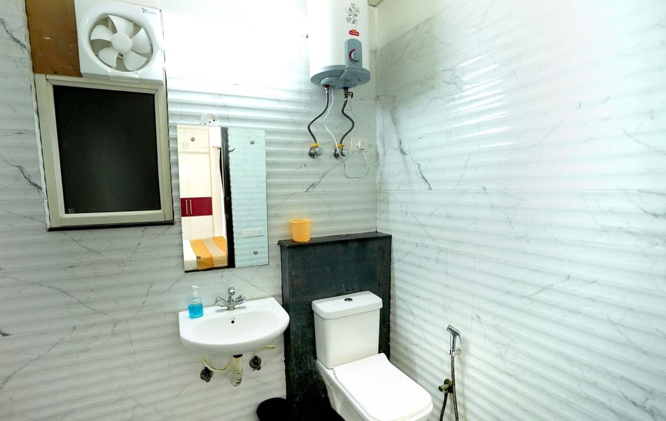 Gupta Residency Near Ajnara Heritage Hotel in Noida