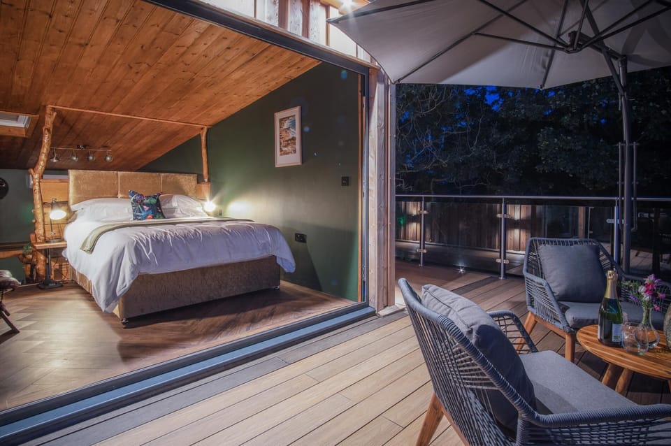 Tawny Lodge - Luxurious 1 Bedroom - Blossom Farm (11905)