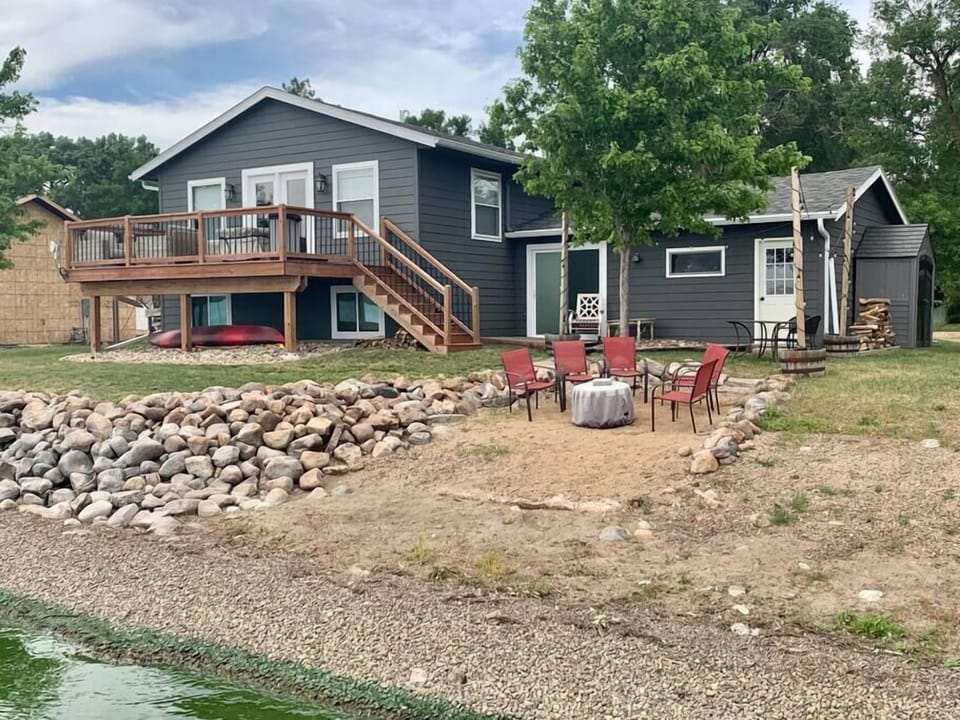 E2151101 e81f 4bd8 a5e8 6f63fc3295f7