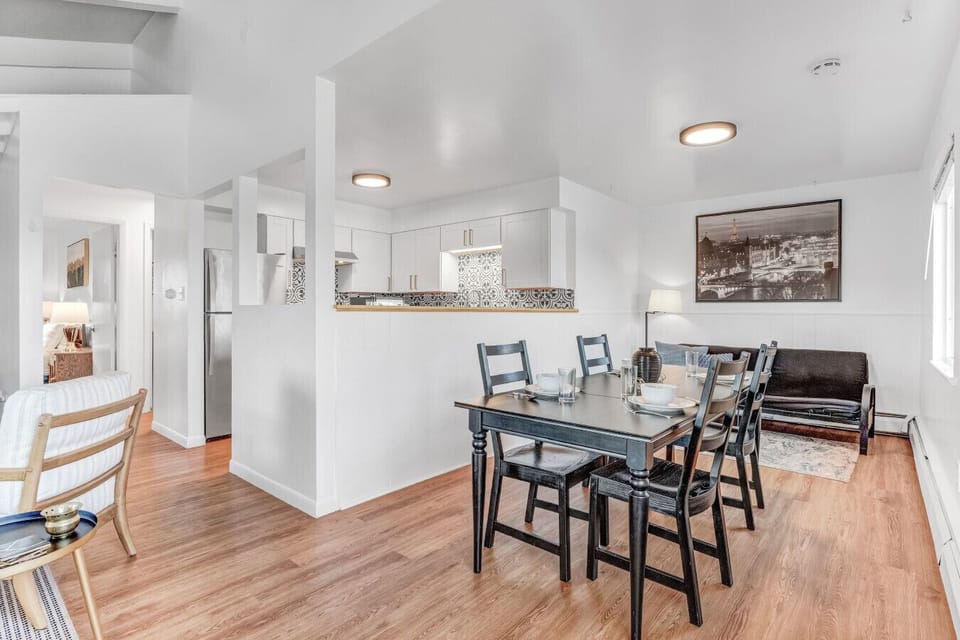 Dining table with seating for 4