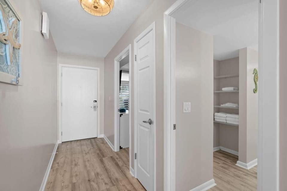 Beautiful and Clean entry