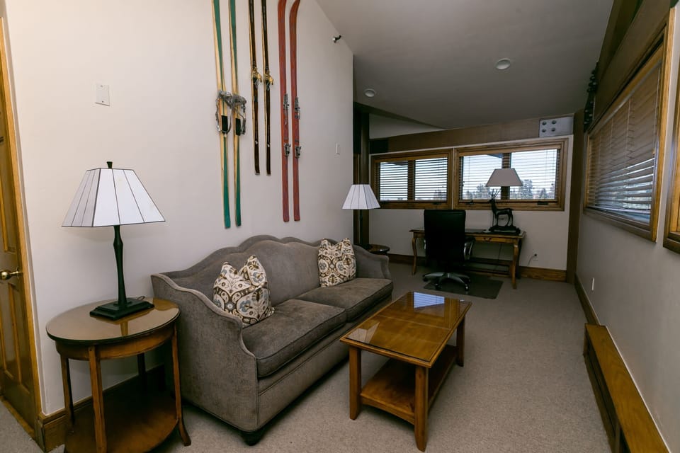 Living Room, Room, Indoors, Couch, Furniture