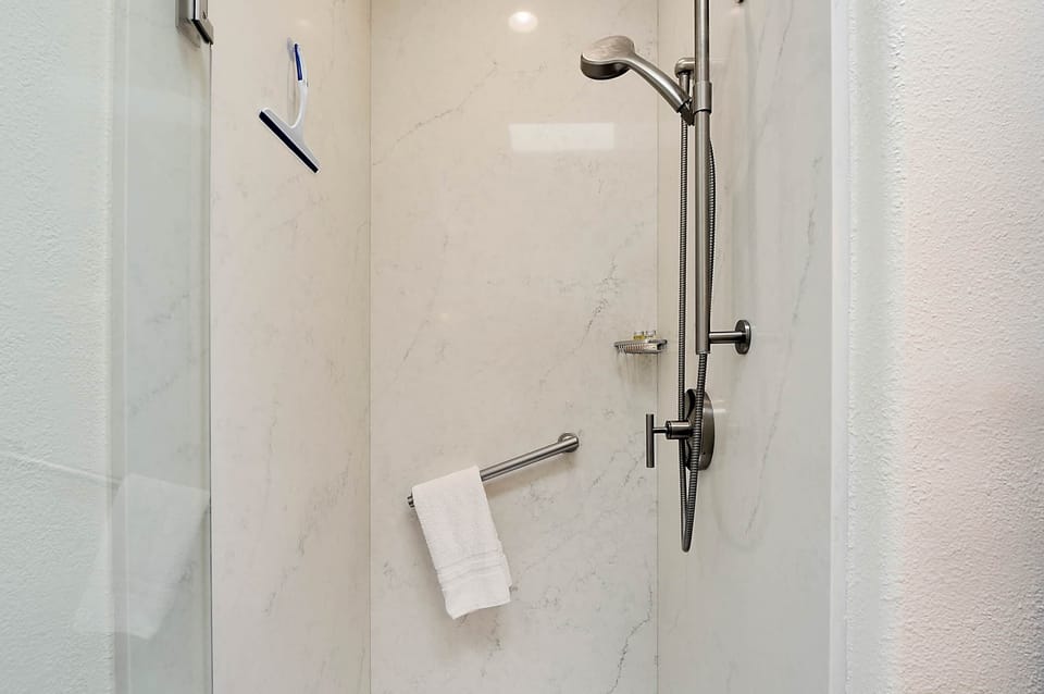 Unit 77 Master shower