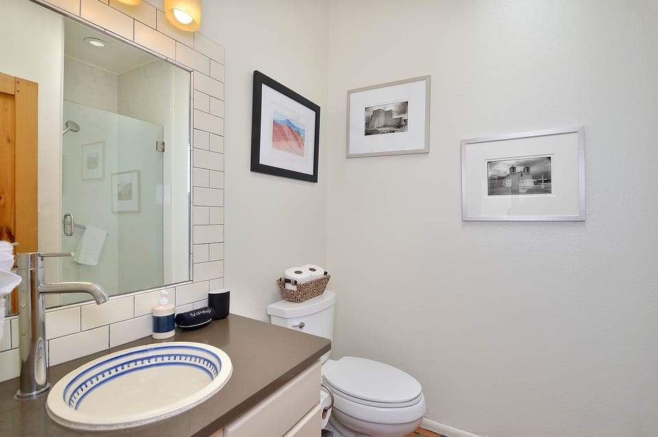 Unit 77 Master En-suite Bathroom 