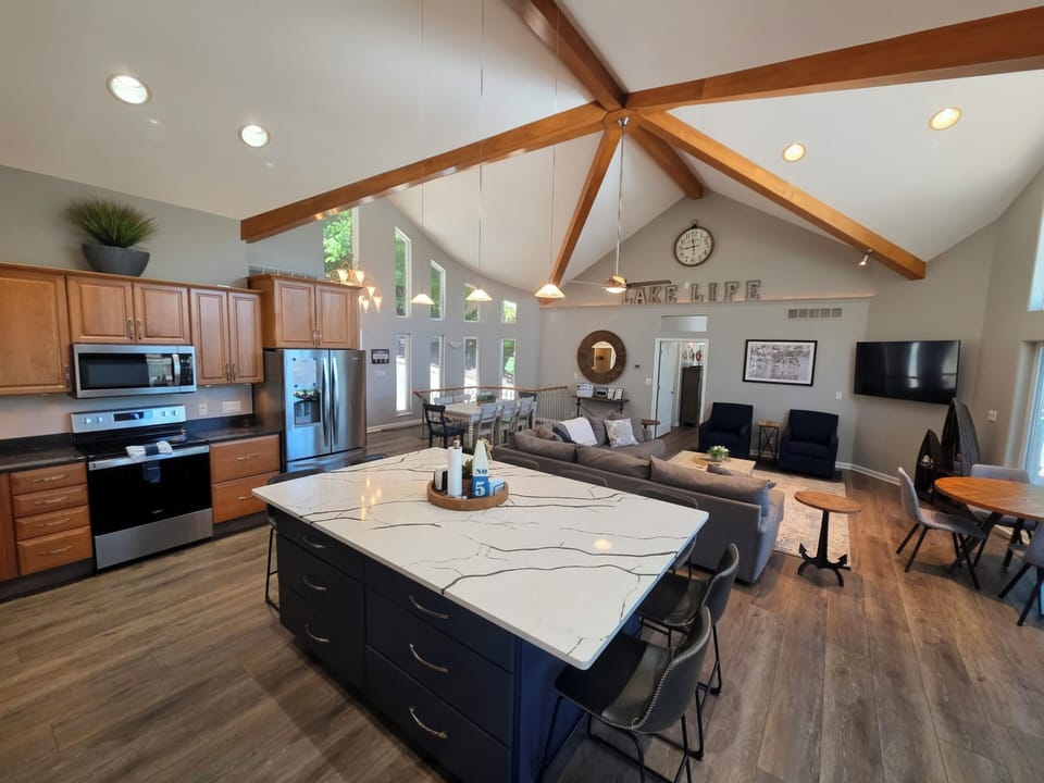 Open concept main living space, perfect for the entire group to gather.