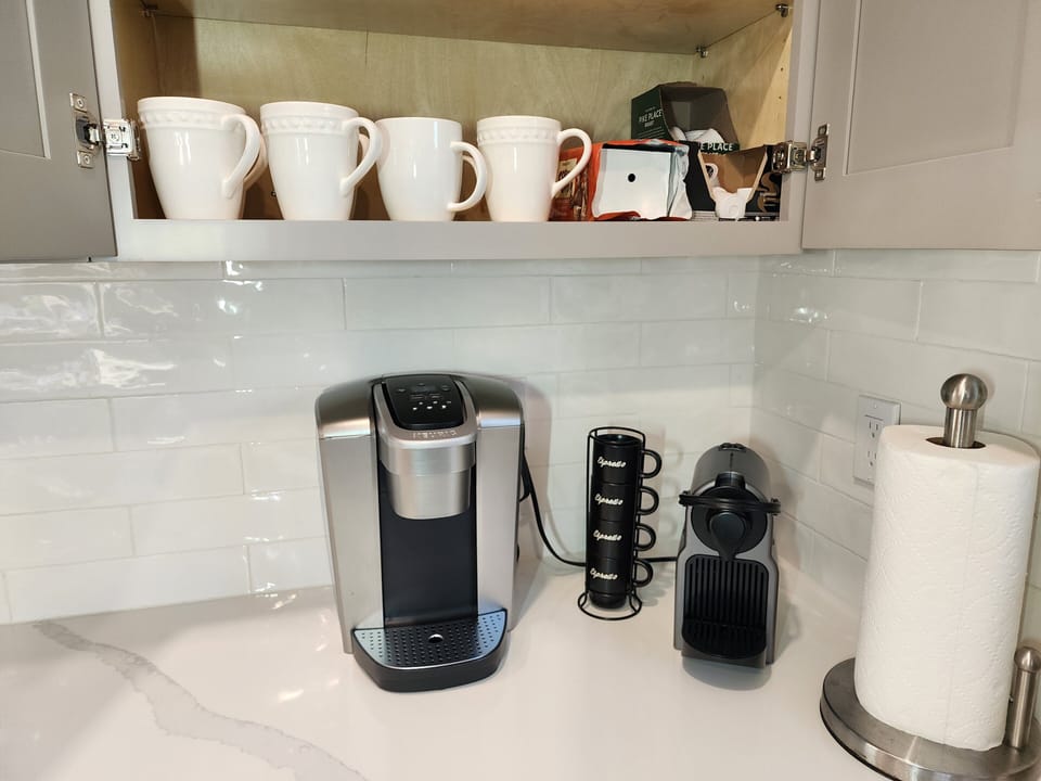 K-cup and Nespresso provided with pods!