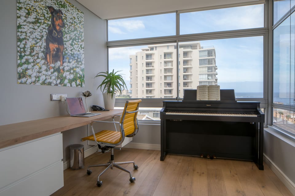 2 bedrooms, premium bedding, individually decorated