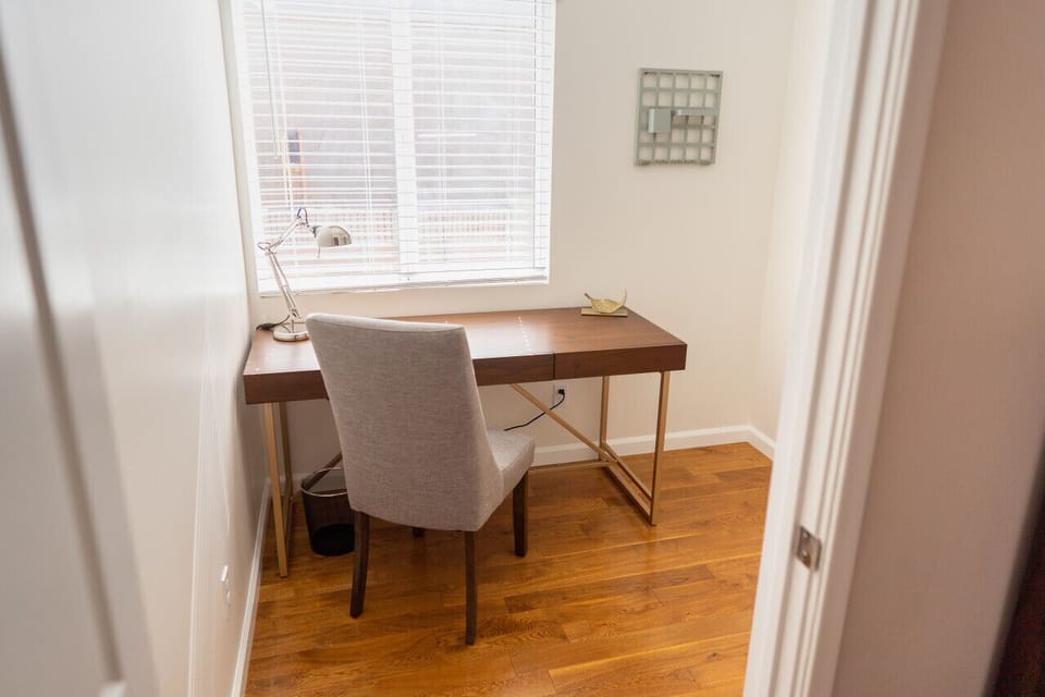 OFFICE -- View 3D Virtual Tour of the Property Here: https://tinyurl.com/5n97ur27