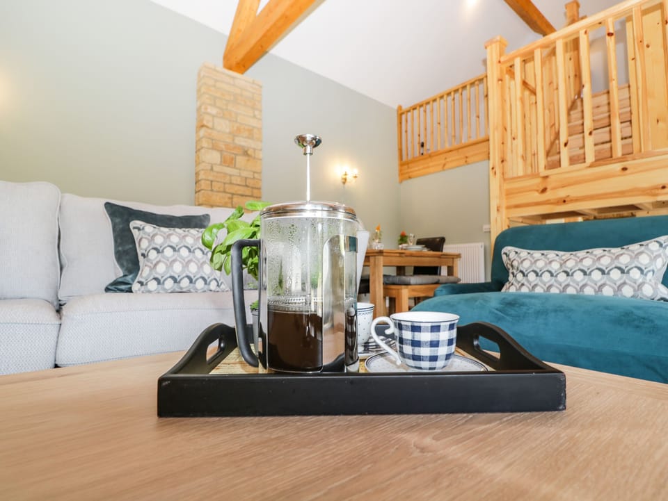 2 bedrooms, individually decorated, individually furnished, free WiFi