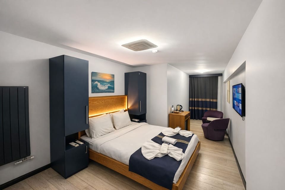 Deluxe Double Room | Egyptian cotton sheets, premium bedding, Select Comfort beds
