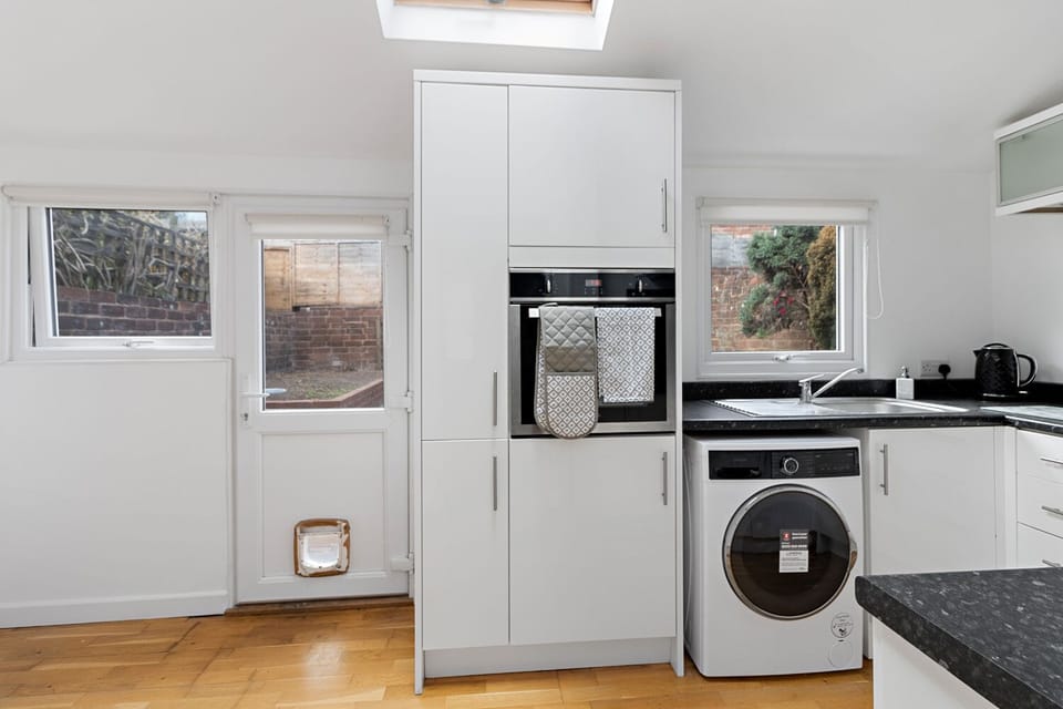 Superior House, Private Bathroom | Shared kitchen