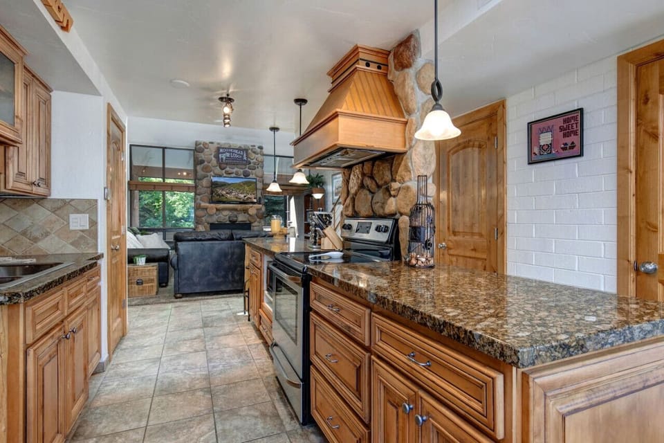 Spacious kitchen